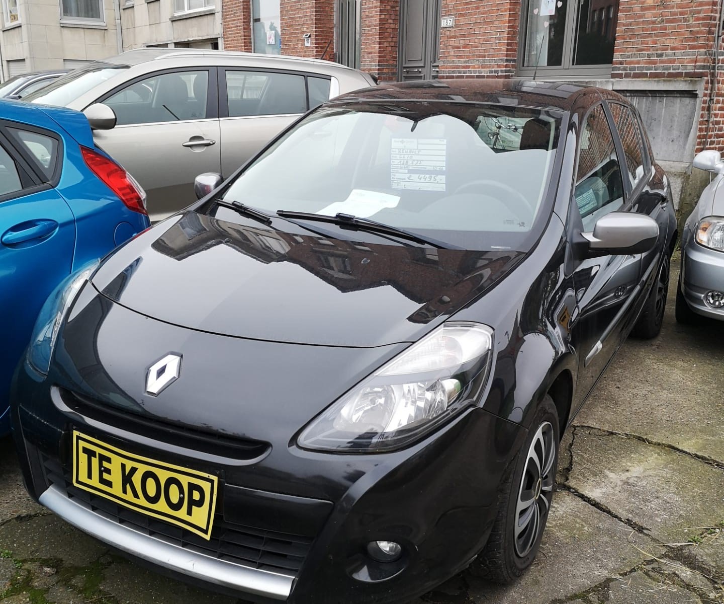 Renault Clio €4.495,00